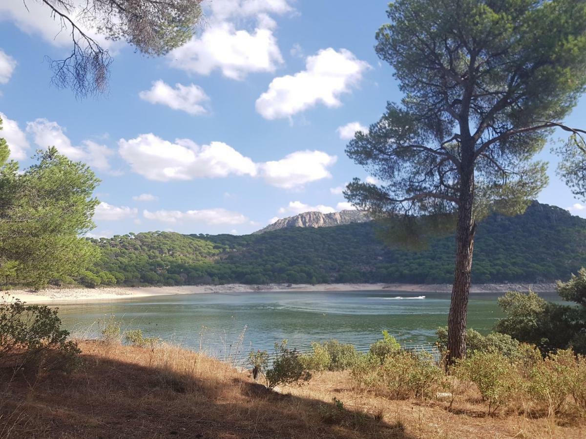 Retiro Chic Frente Al Lago - A 1 Hora De Madrid, Pantano De San Juan Сан-Мартін-де-Вальдейґлесьяс Екстер'єр фото